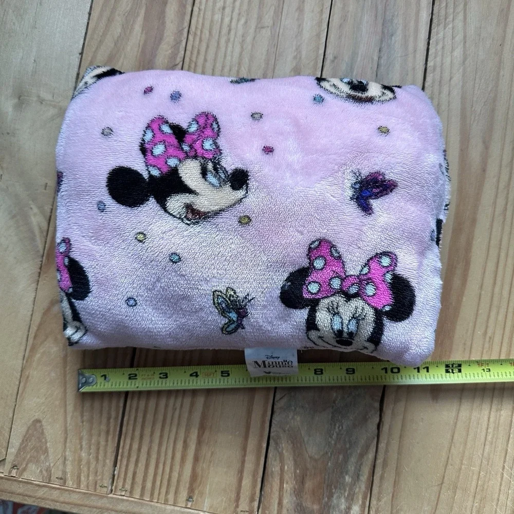 Disney Blanket Throw and Pillow Set Minnie Mouse Pink Butterflies 40 X 49
